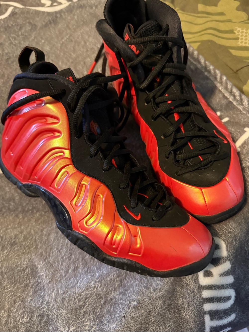 Nike Air Foamposite One/ Metallic Red